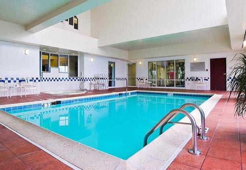 Fairfield Inn & Suites Chicago Midway Airport Bedford Park Зручності фото