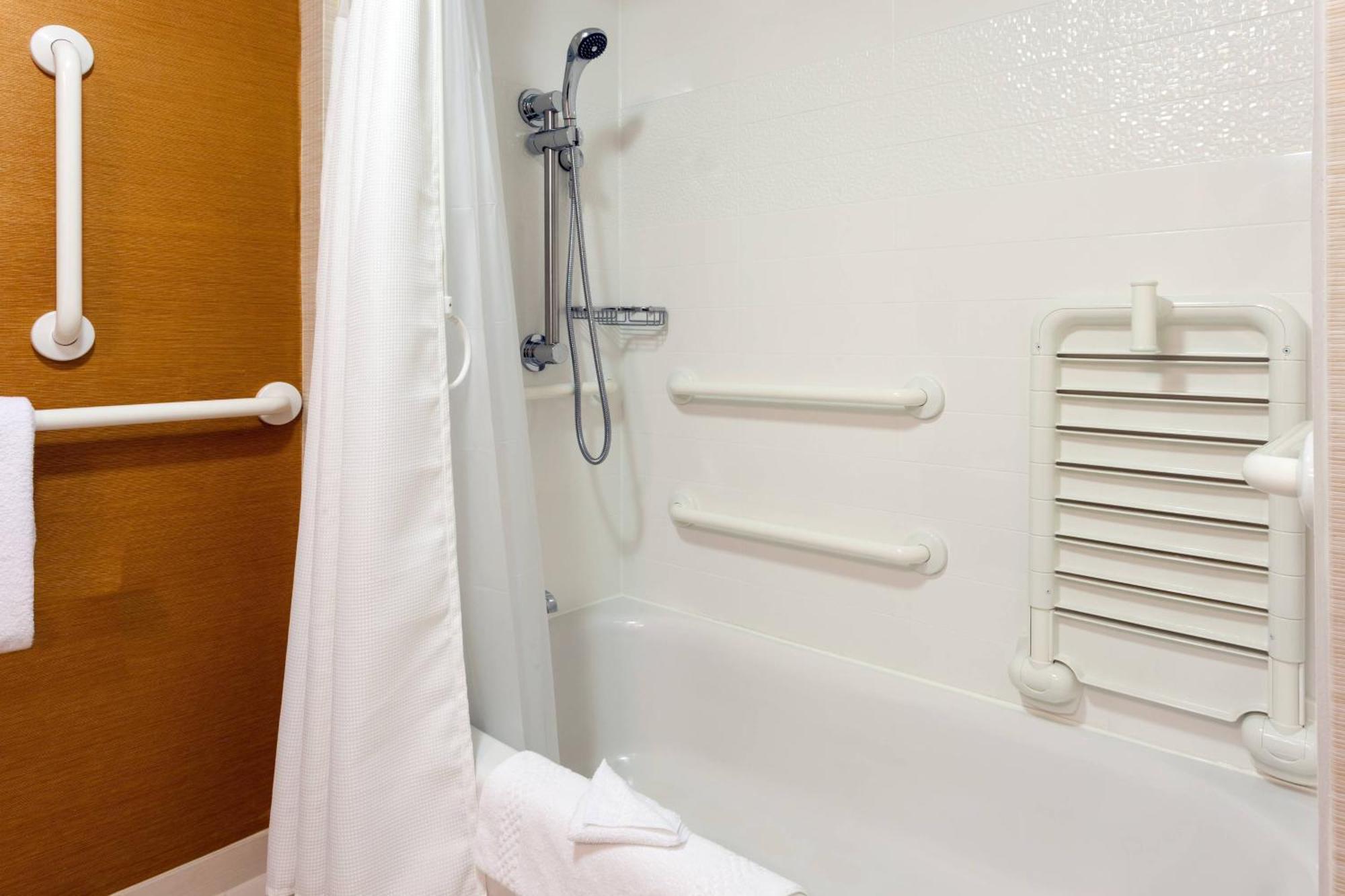 Fairfield Inn & Suites Chicago Midway Airport Bedford Park Екстер'єр фото