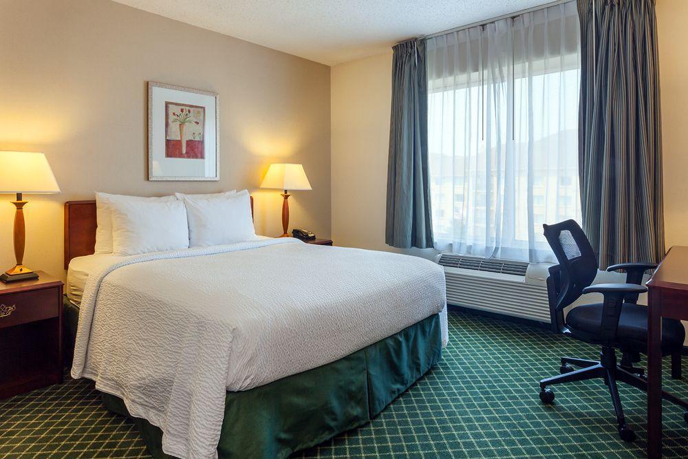 Fairfield Inn & Suites Chicago Midway Airport Bedford Park Екстер'єр фото